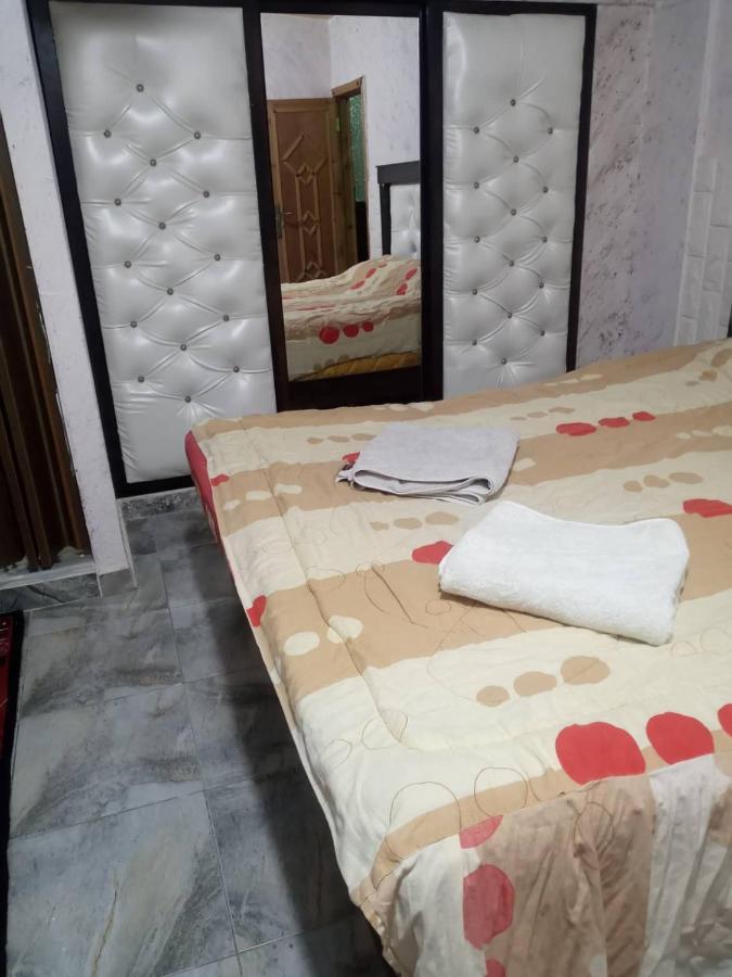 Guest House Hazem Al Azraq ash Shamālī Buitenkant foto