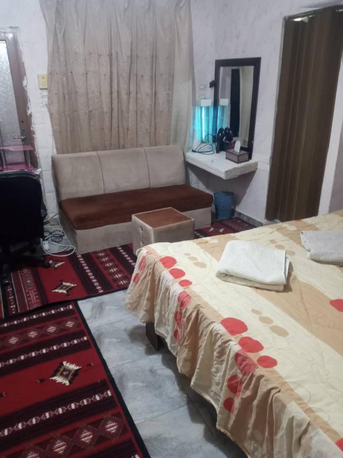 Guest House Hazem Al Azraq ash Shamālī Buitenkant foto